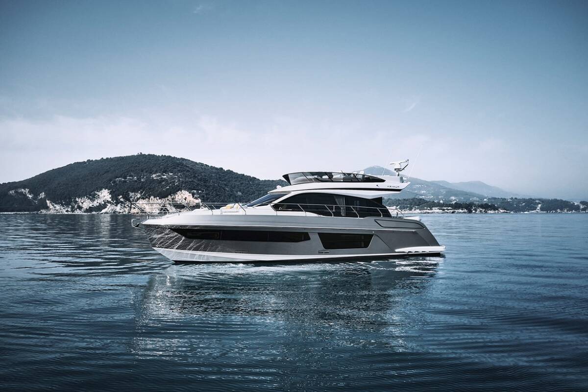 Azimut 53 Fly White