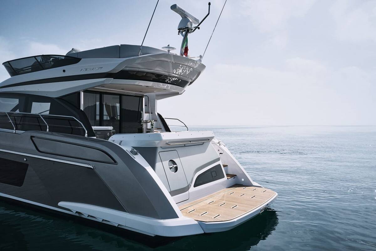 Azimut 53 Fly White