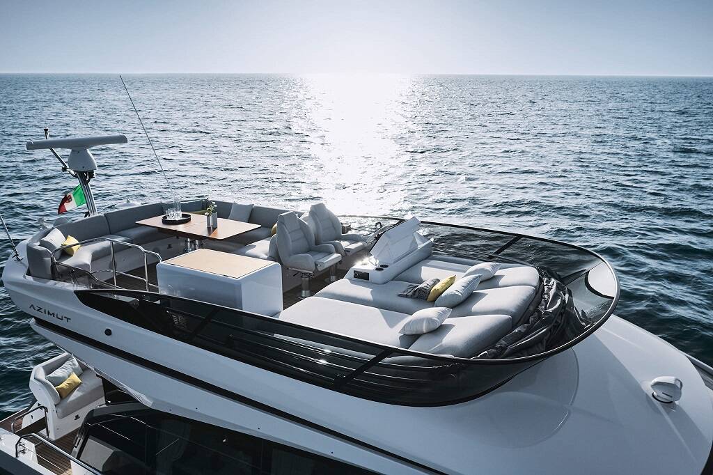 Azimut 53 Fly White