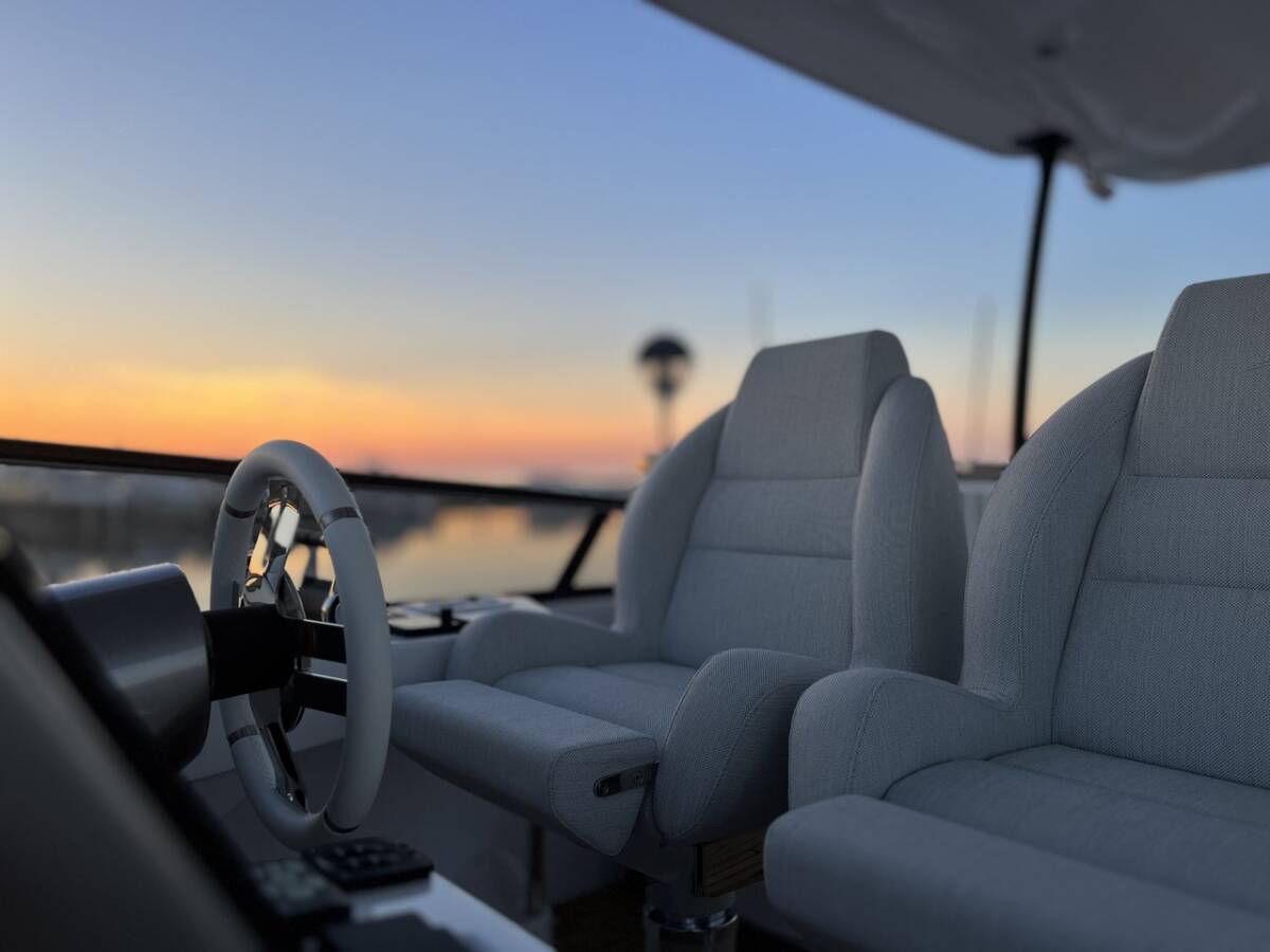 Azimut Magellano 66 Moon light