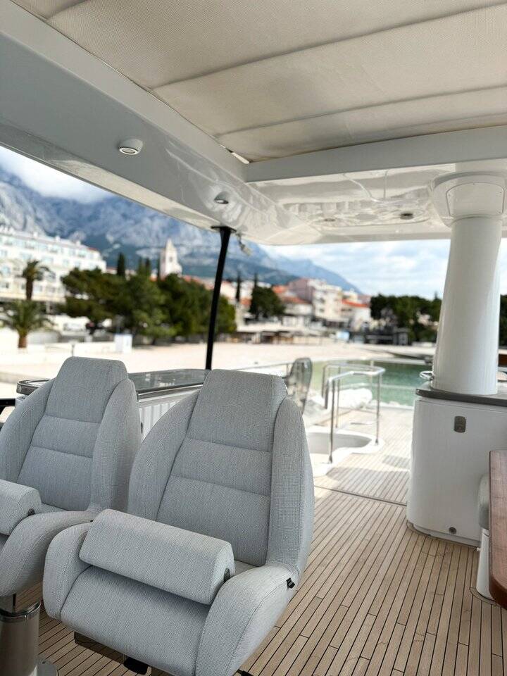 Azimut Magellano 66 Moon light