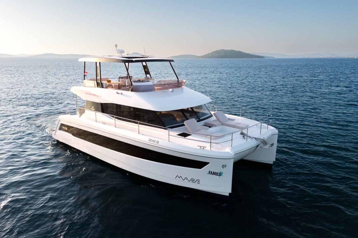 Fountaine Pajot MY6 Family 2.0