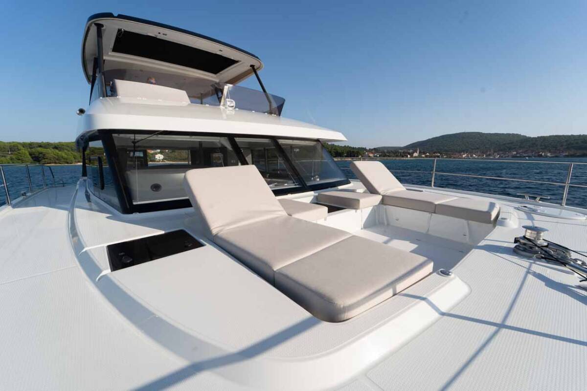 Fountaine Pajot MY6 Family 2.0