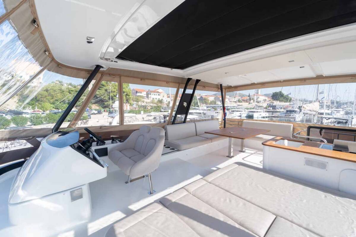 Fountaine Pajot MY6 Family 2.0