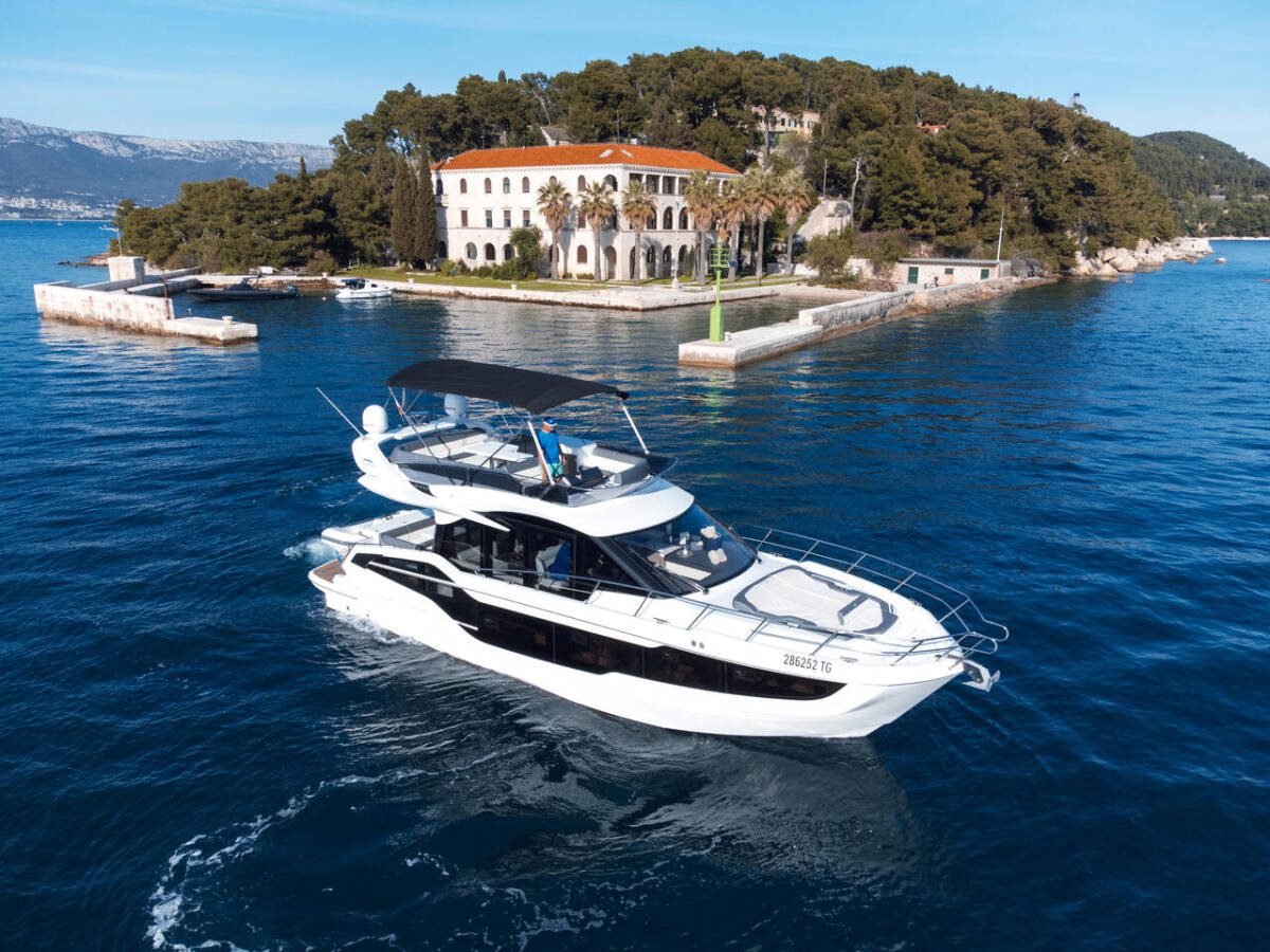 Galeon 440 Fly (Diesel) FGStar Mini