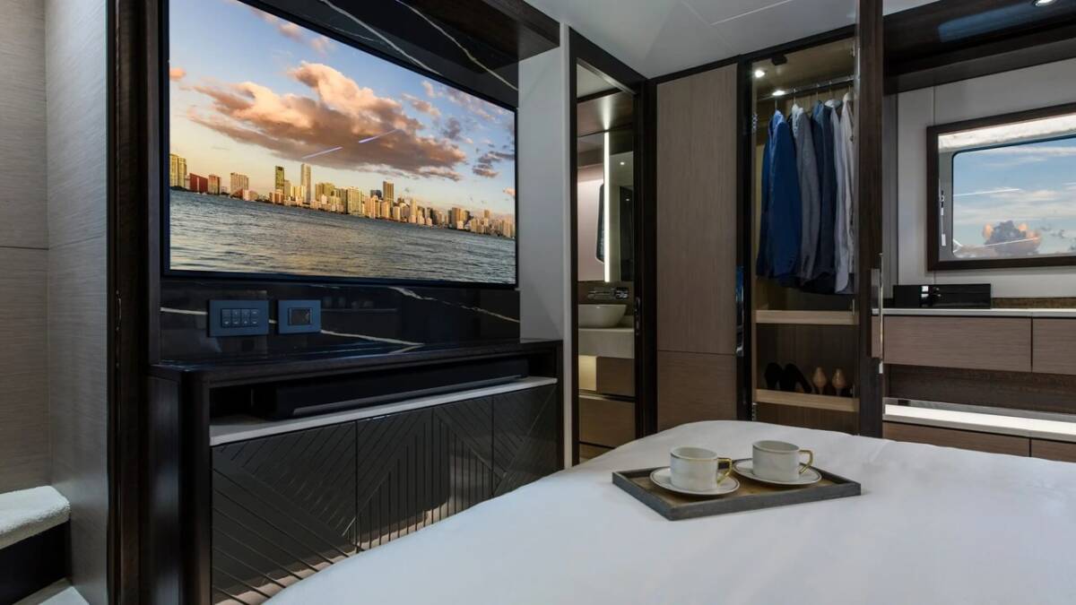 Sunseeker Manhattan 68 Apollo