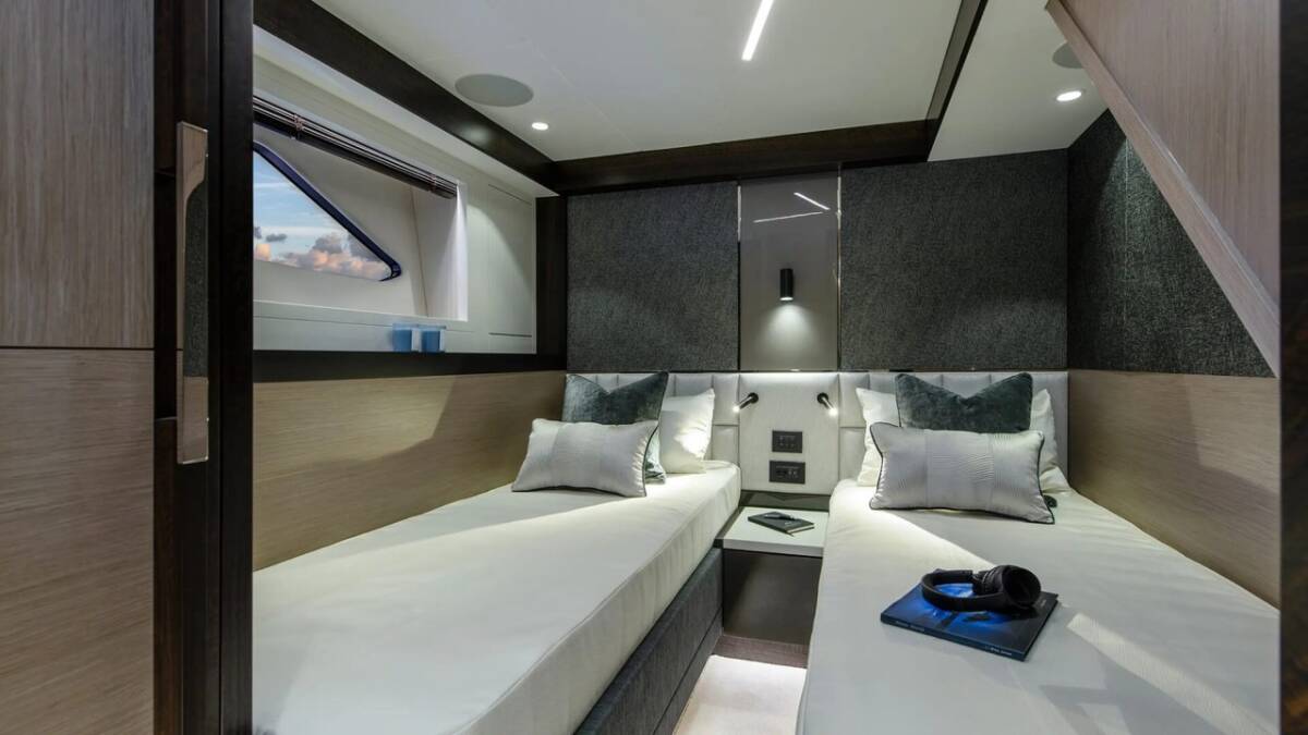 Sunseeker Manhattan 68 Apollo